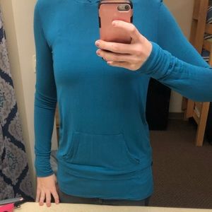 So Soft!! cuddl duds teal hoodie w/front pocket